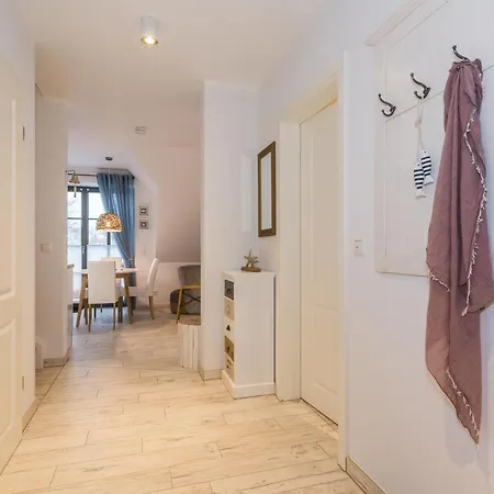 Schulstr_ 15 _ostseestern_