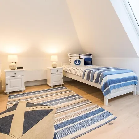 Schulstr_ 15 _ostseestern_ *